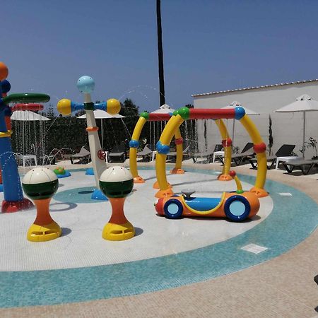 Senseana Sea Side Resort & Aquadventure 아날립시 외부 사진