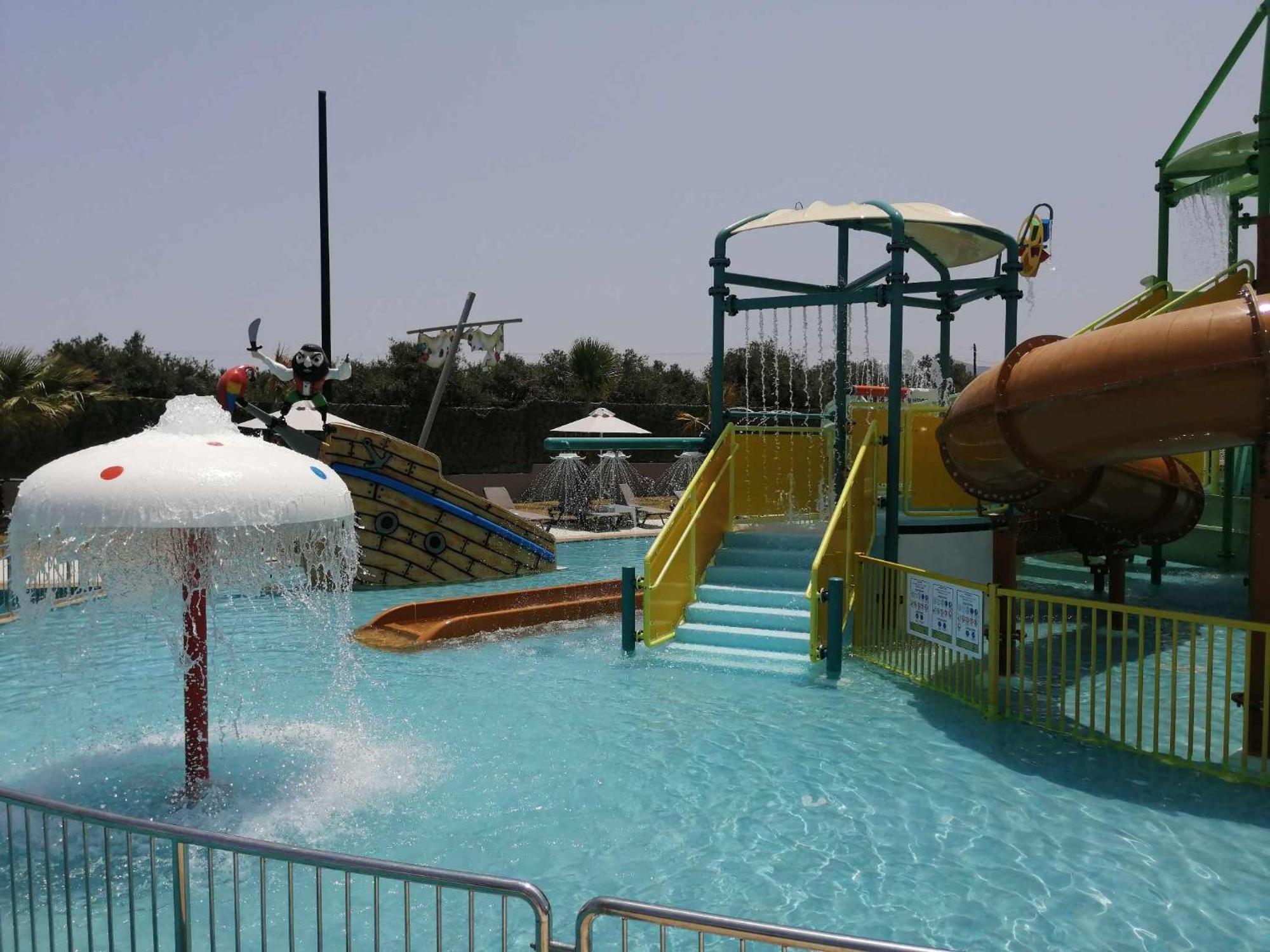 Senseana Sea Side Resort & Aquadventure 아날립시 외부 사진