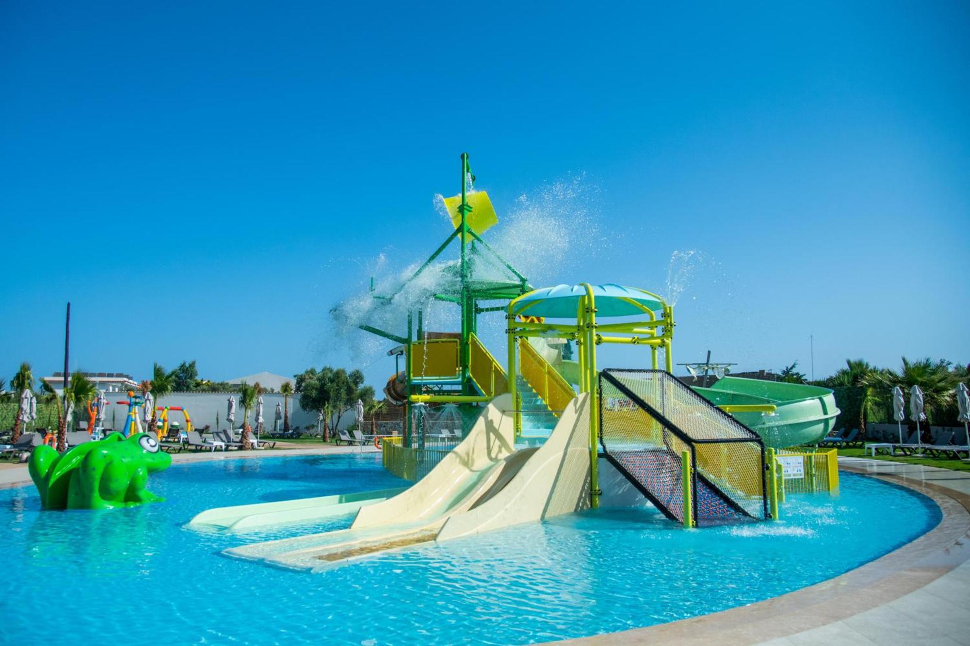 Senseana Sea Side Resort & Aquadventure 아날립시 외부 사진